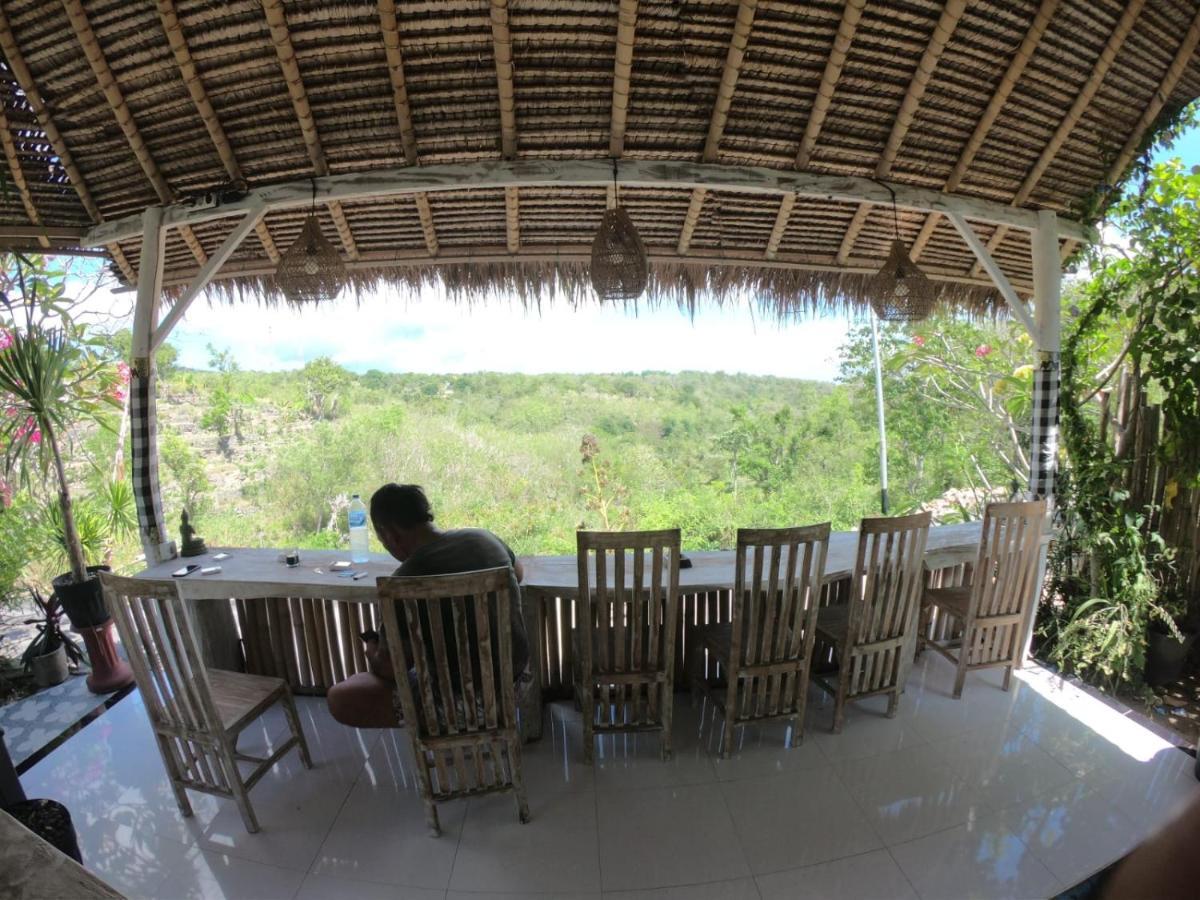 Penida Hills Hotel Batununggul Ngoại thất bức ảnh