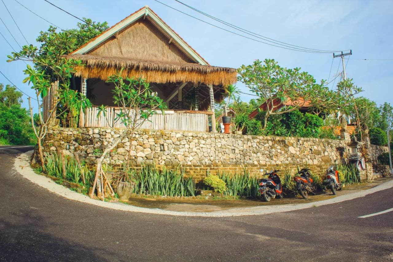 Penida Hills Hotel Batununggul Ngoại thất bức ảnh