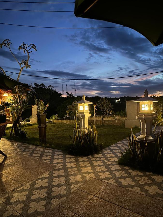 Penida Hills Hotel Batununggul Ngoại thất bức ảnh