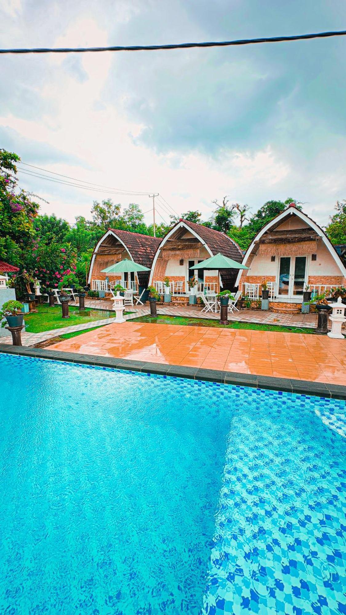 Penida Hills Hotel Batununggul Ngoại thất bức ảnh