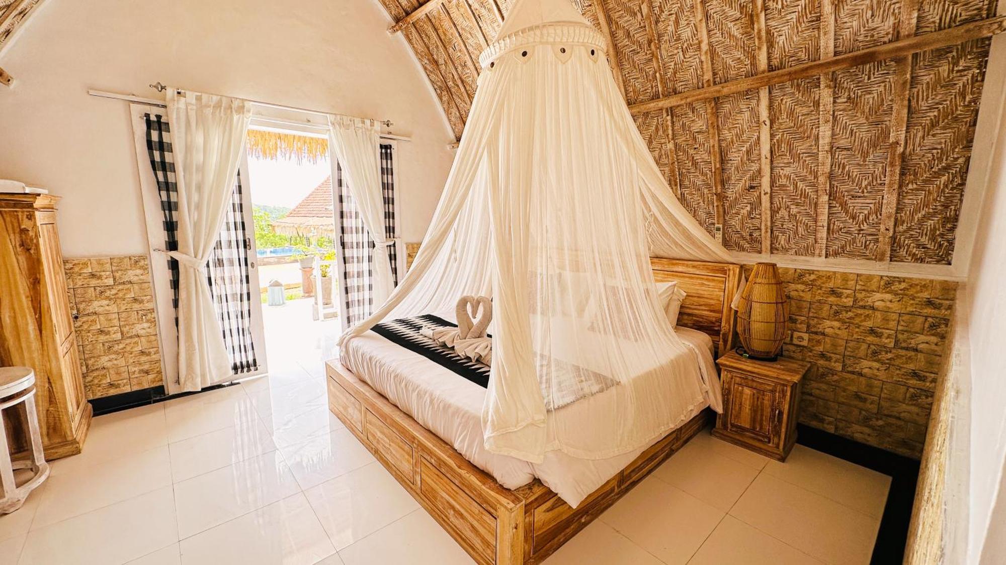 Penida Hills Hotel Batununggul Ngoại thất bức ảnh