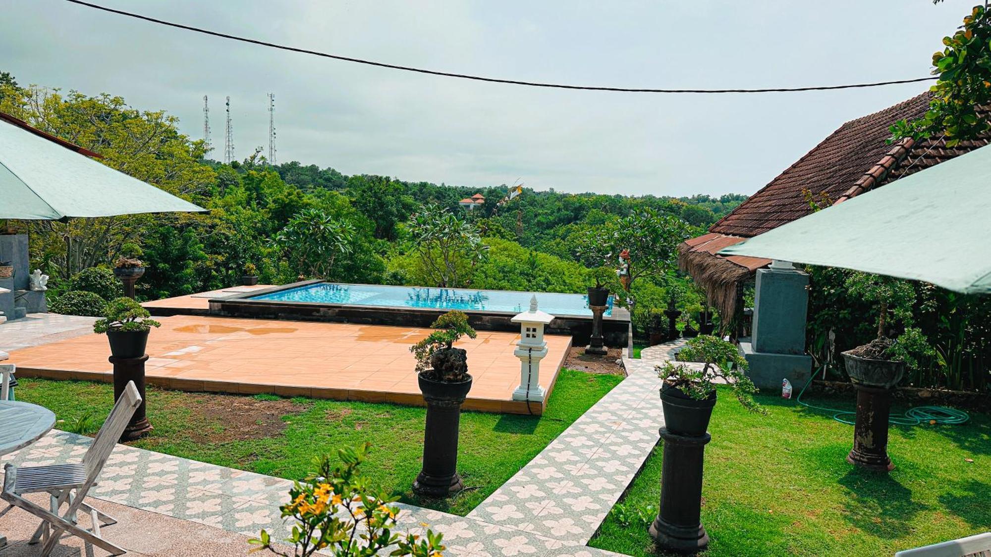 Penida Hills Hotel Batununggul Ngoại thất bức ảnh