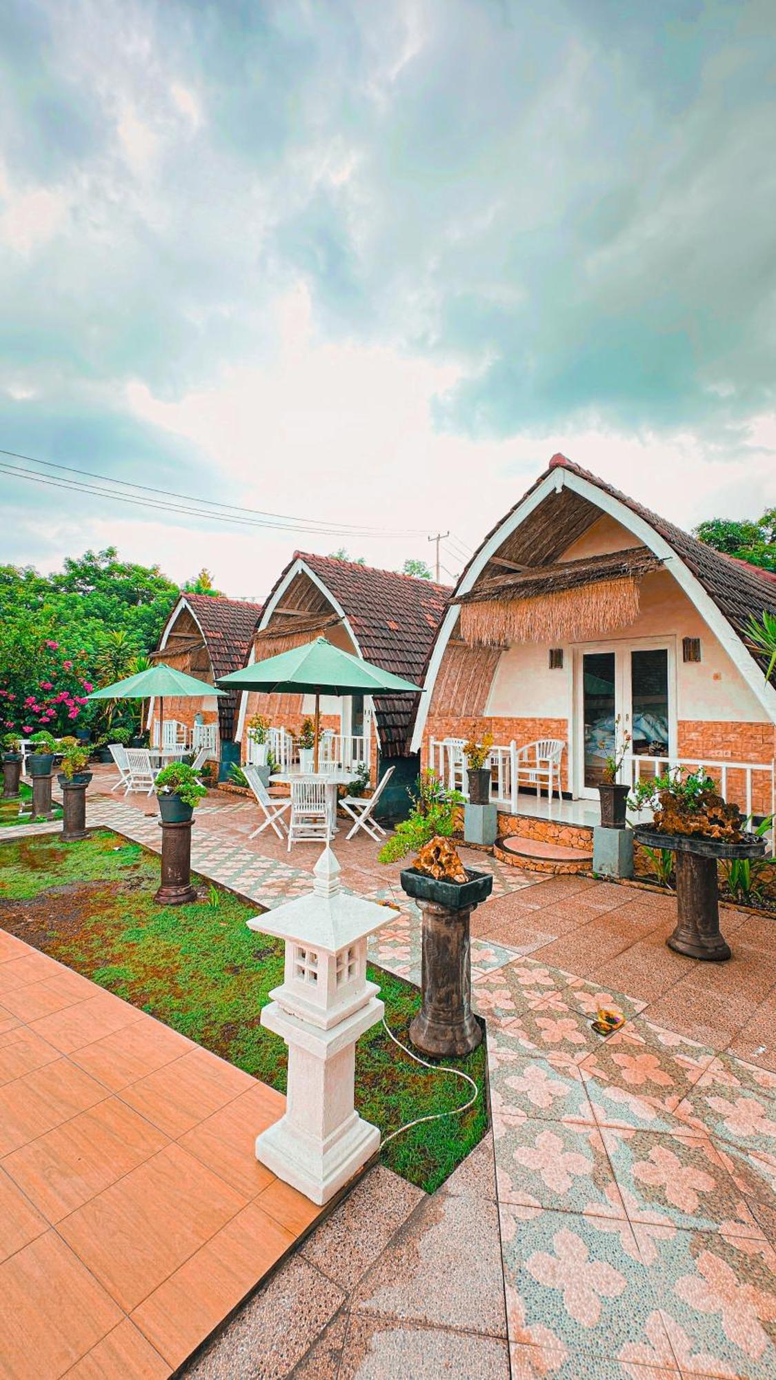 Penida Hills Hotel Batununggul Ngoại thất bức ảnh