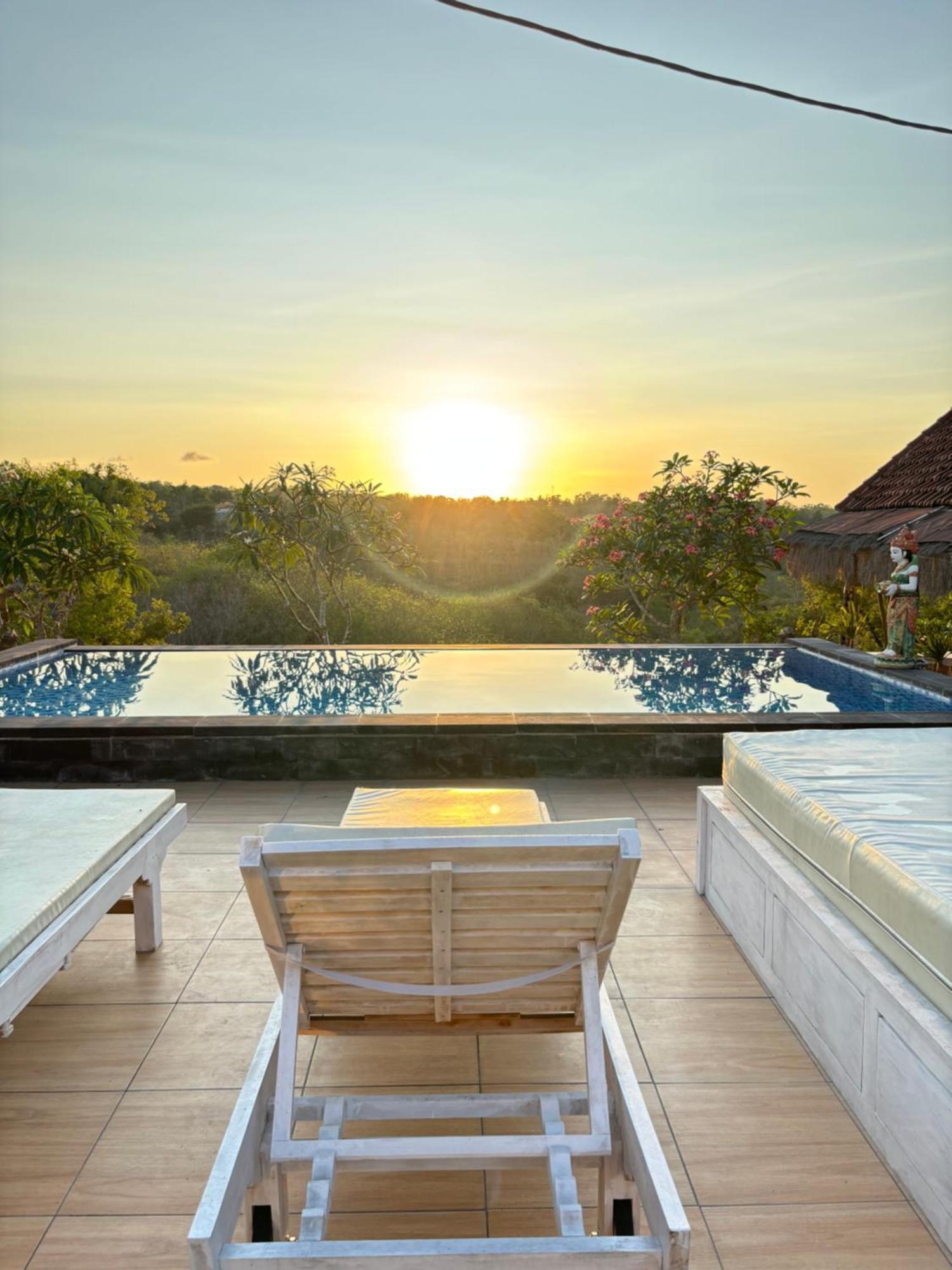 Penida Hills Hotel Batununggul Ngoại thất bức ảnh