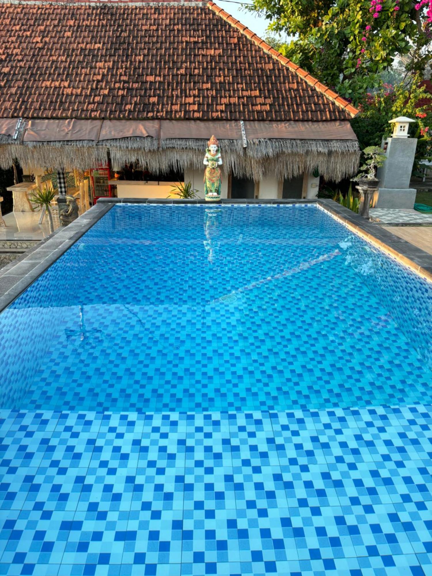 Penida Hills Hotel Batununggul Ngoại thất bức ảnh